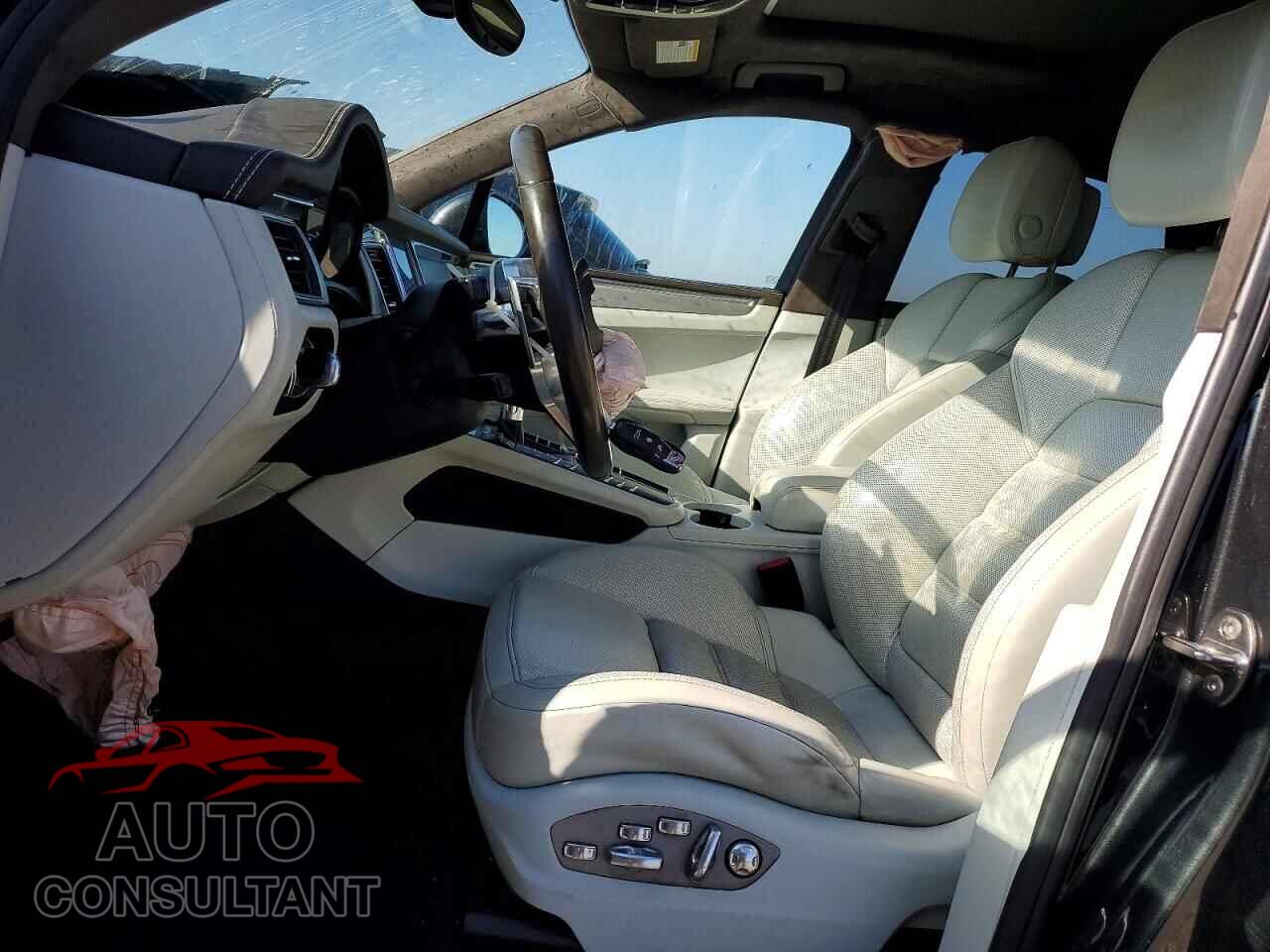 PORSCHE MACAN 2018 - WP1AF2A55JLB70085