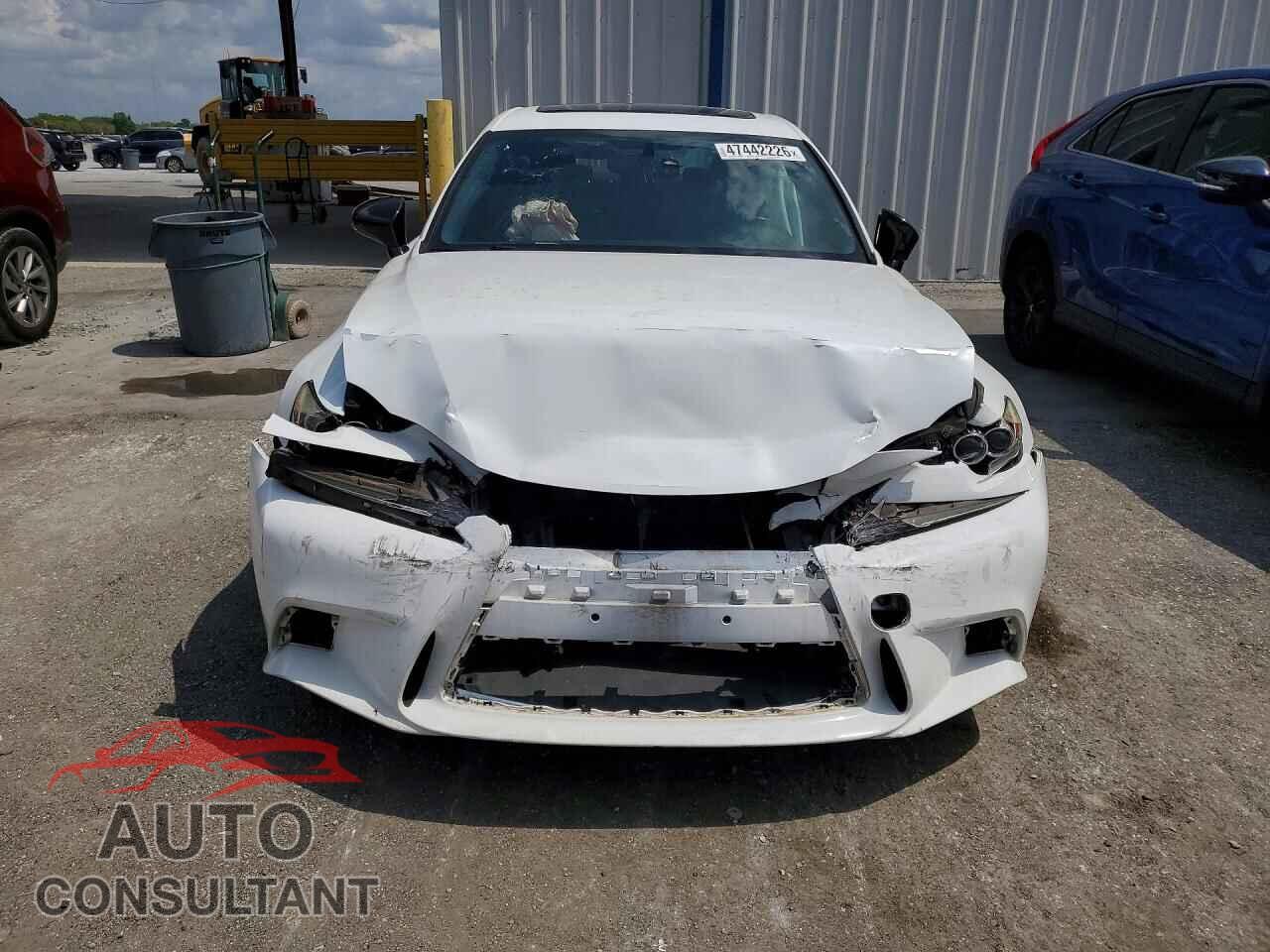 LEXUS IS 2015 - JTHBF1D25F5057054