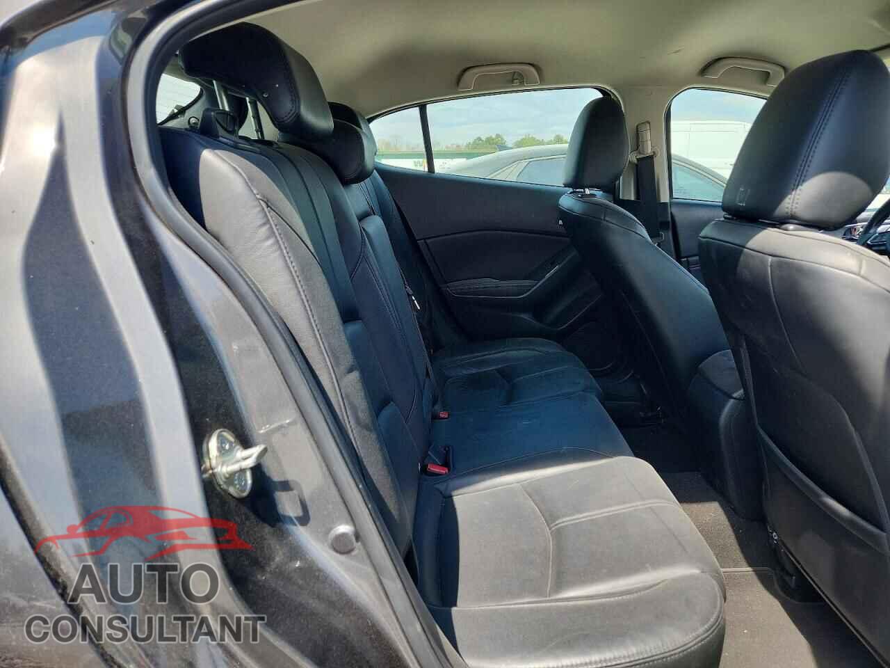 MAZDA 3 2017 - 3MZBN1L77HM152940