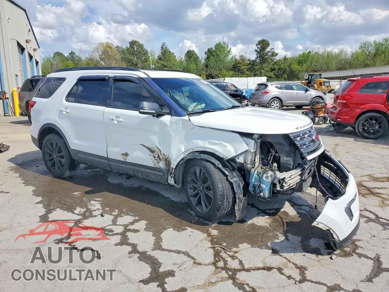 FORD EXPLORER 2018 - 1FM5K7D89JGB04175