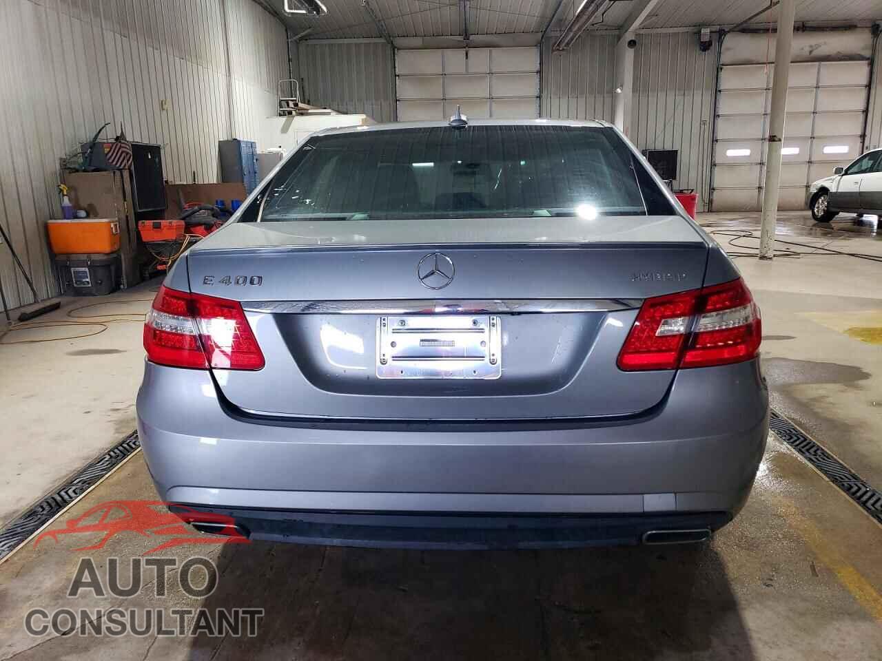 MERCEDES-BENZ E-CLASS 2013 - WDDHF9FB8DA738200