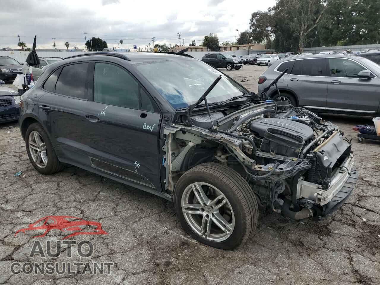 PORSCHE MACAN 2018 - WP1AA2A52JLB19268