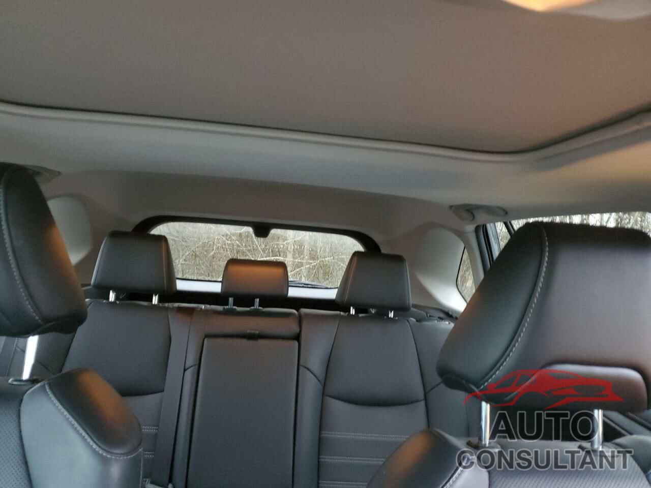 TOYOTA RAV4 2021 - 2T3D6RFV6MW009553