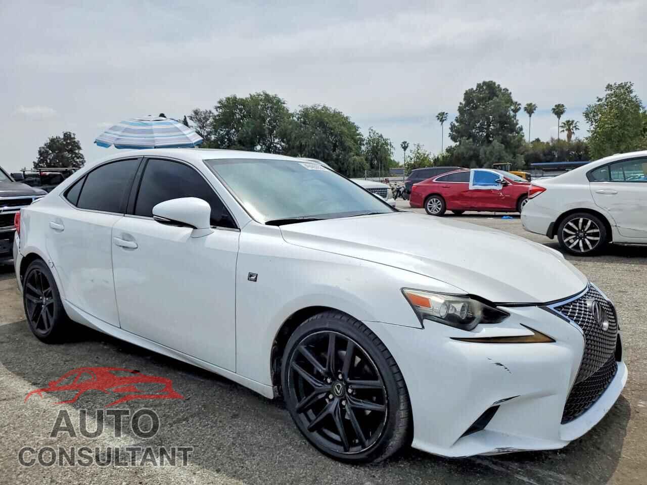 LEXUS IS 2014 - JTHBF1D22E5002270