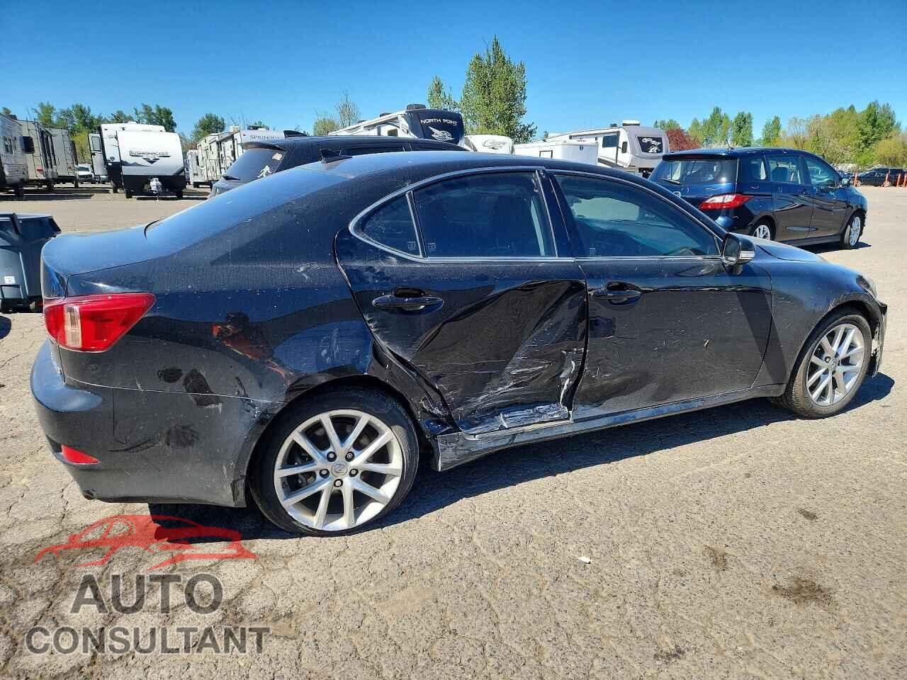 LEXUS IS 2011 - JTHCF5C24B5044920