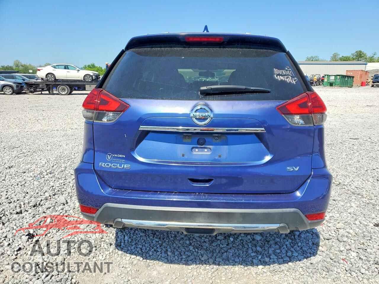NISSAN ROGUE 2017 - KNMAT2MT5HP501223