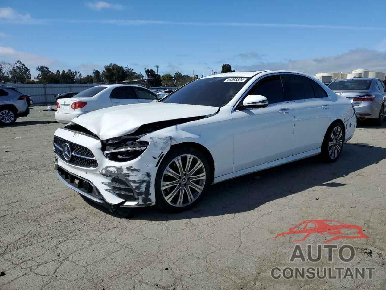 MERCEDES-BENZ E-CLASS 2022 - W1KZF8DB4NB030166