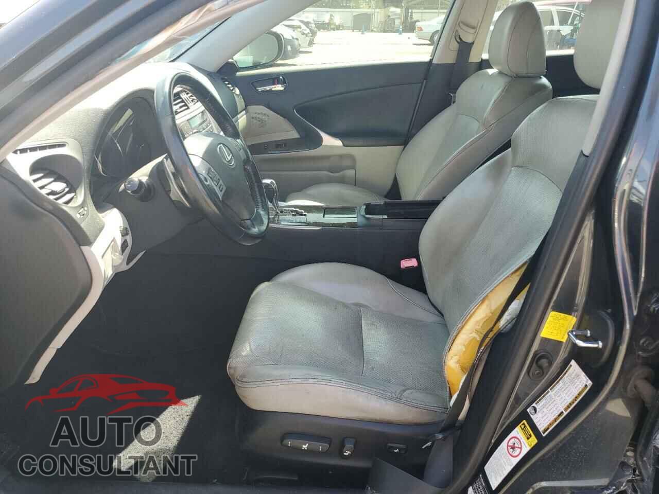 LEXUS IS 2011 - JTHBF5C20B5153497