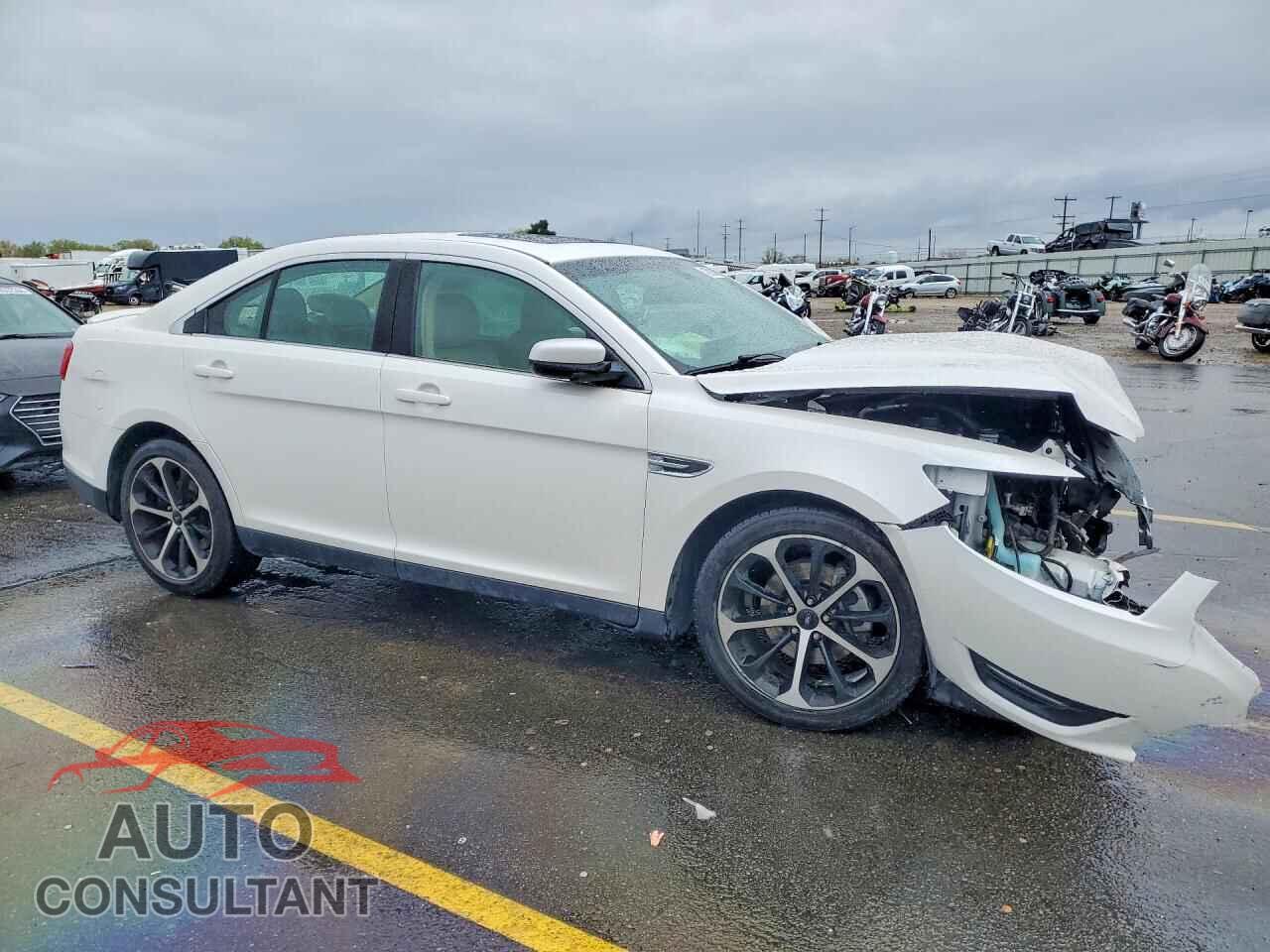 FORD TAURUS 2014 - 1FAHP2H88EG131413