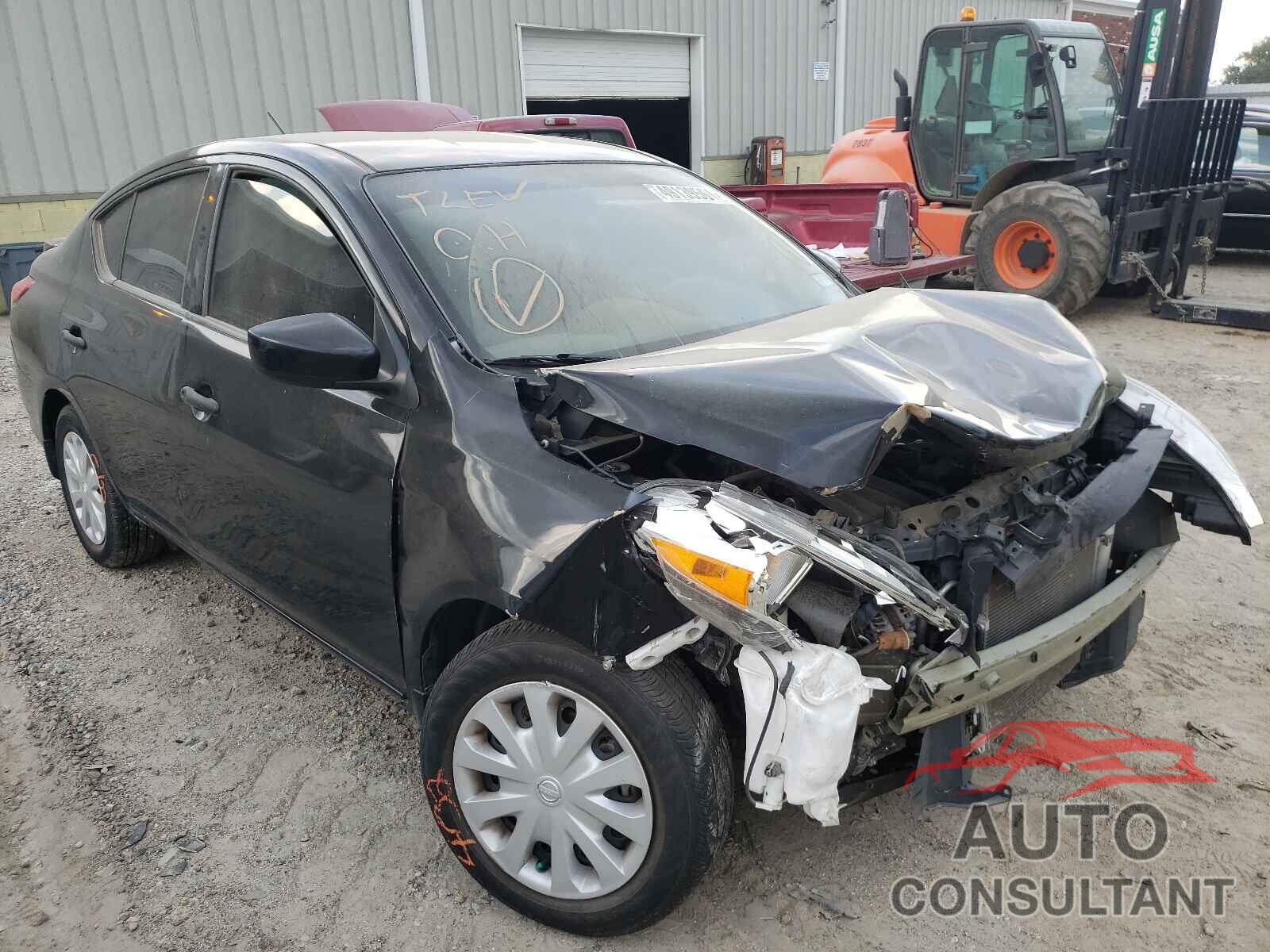 NISSAN VERSA 2018 - 3N1CN7AP9JL888161