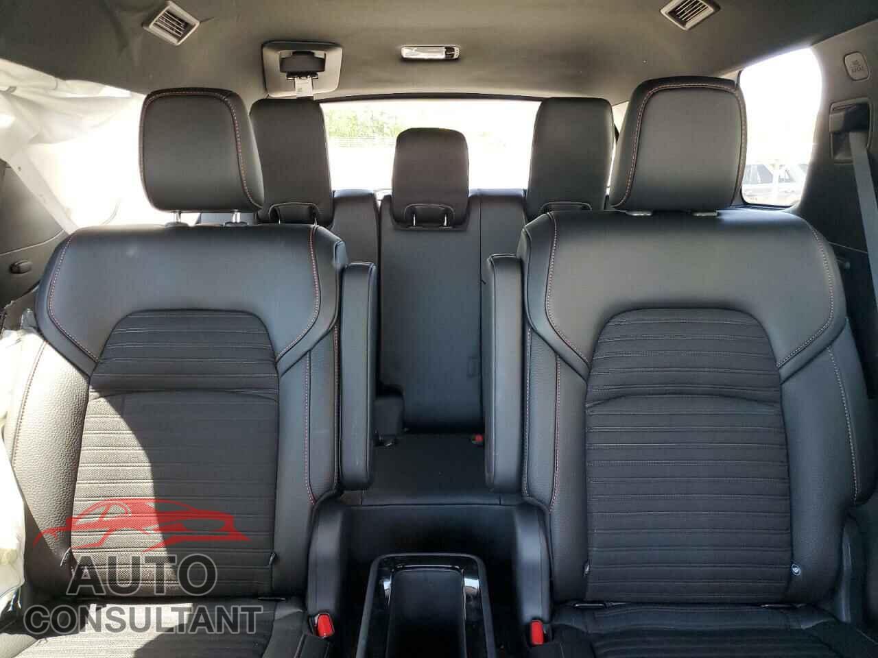 NISSAN PATHFINDER 2023 - 5N1DR3BD3PC249907