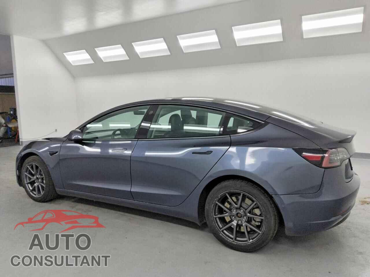 TESLA MODEL 3 2022 - 5YJ3E1EA3NF290121