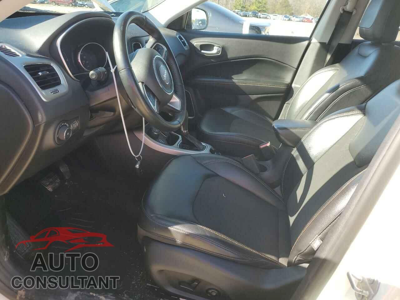 JEEP COMPASS 2017 - 3C4NJDBB0HT664855