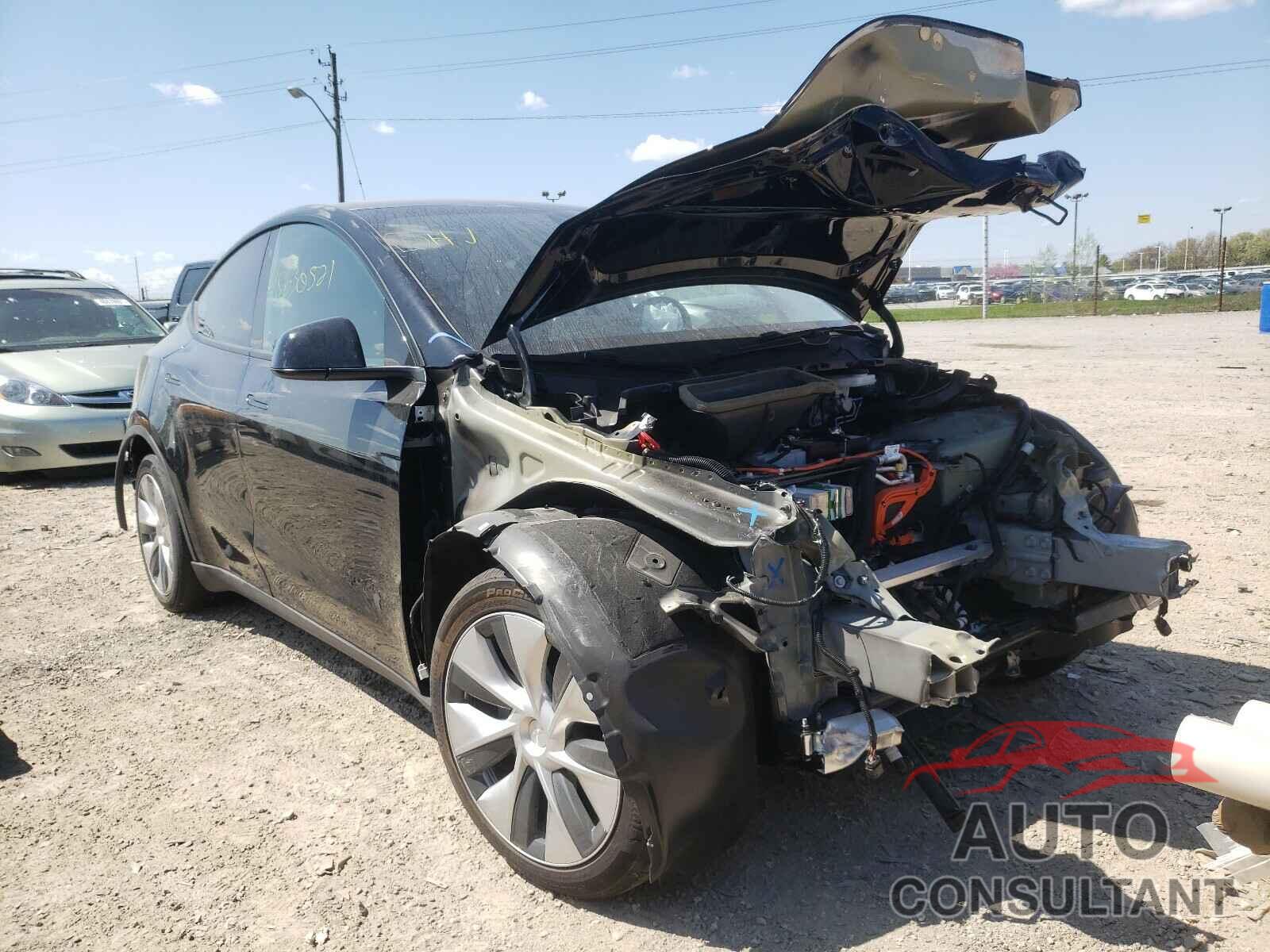 TESLA MODEL Y 2020 - 5YJYGDEE4LF026875