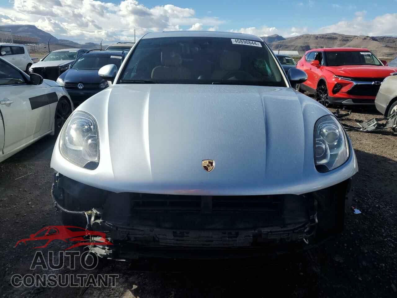 PORSCHE MACAN 2017 - WP1AA2A57HLB01973