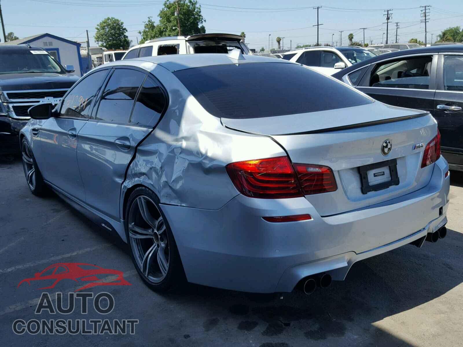 BMW M5 2015 - WBSFV9C56FD595132