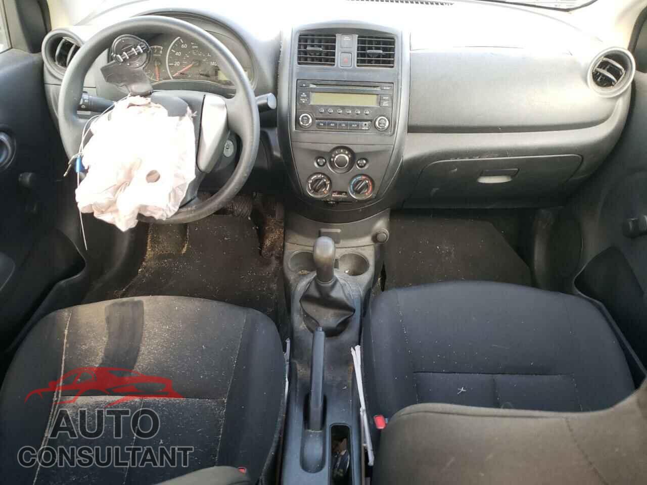 NISSAN VERSA 2017 - 3N1CN7AP3HL863041