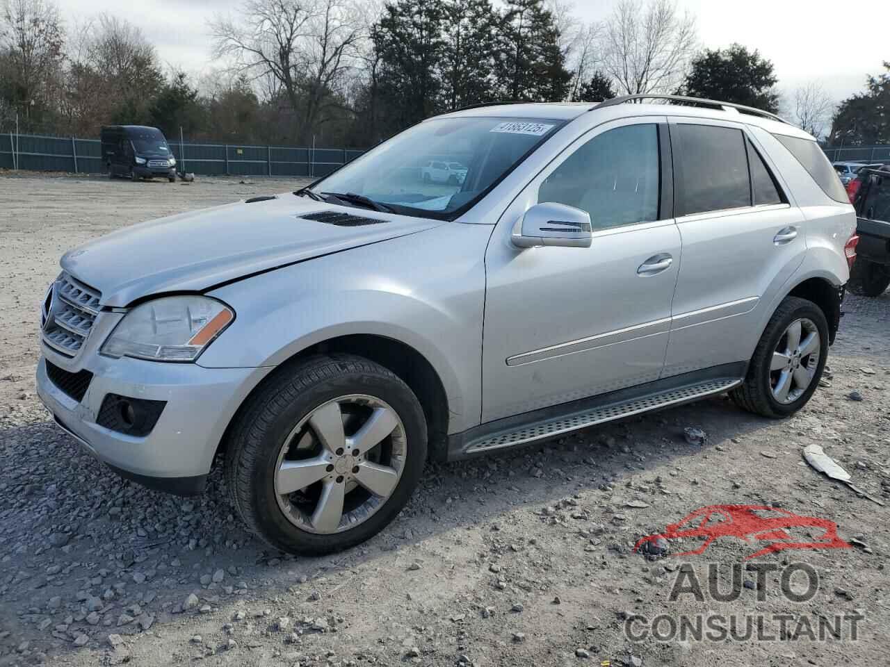 MERCEDES-BENZ M-CLASS 2011 - 4JGBB8GB8BA705341