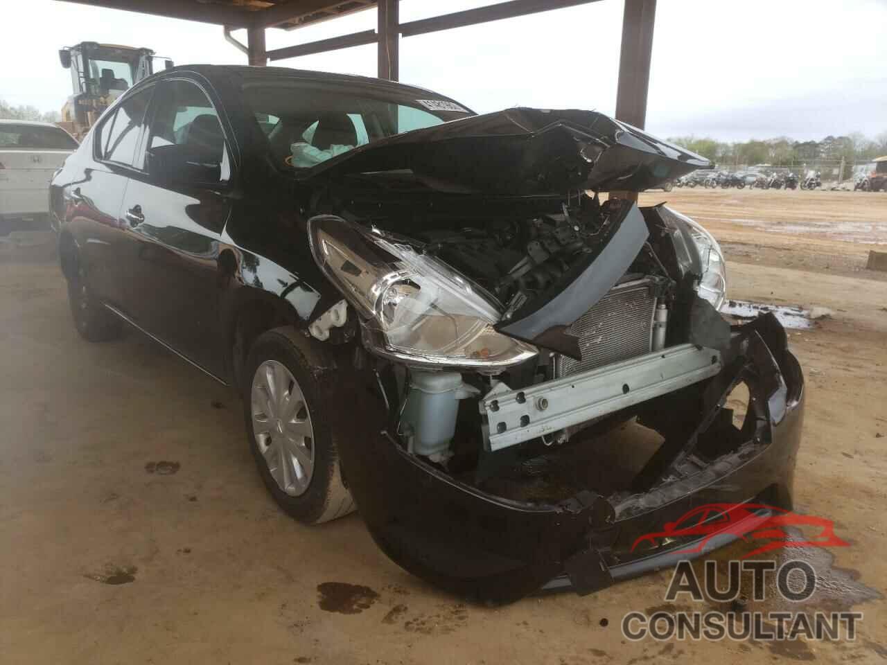 NISSAN VERSA 2019 - 3N1CN7AP0KL862436