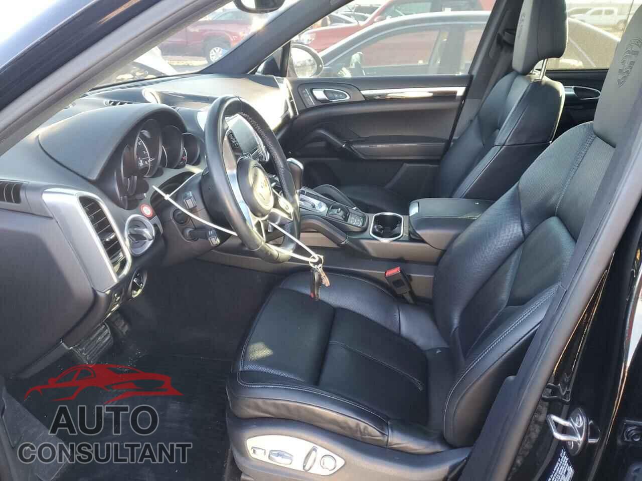 PORSCHE CAYENNE 2017 - WP1AA2A28HKA81289