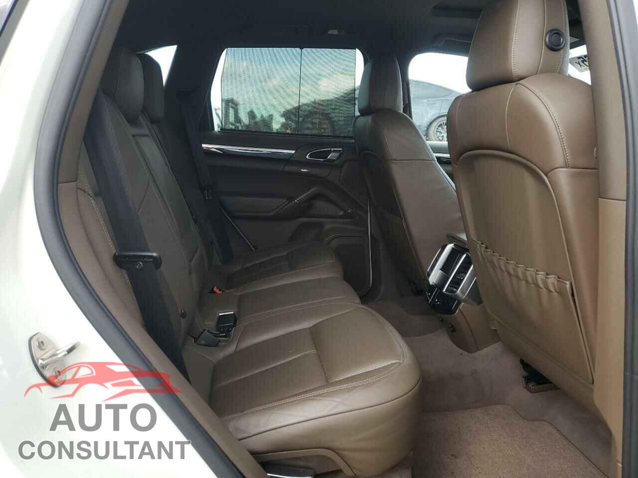 PORSCHE CAYENNE 2011 - WP1AE2A25BLA94328
