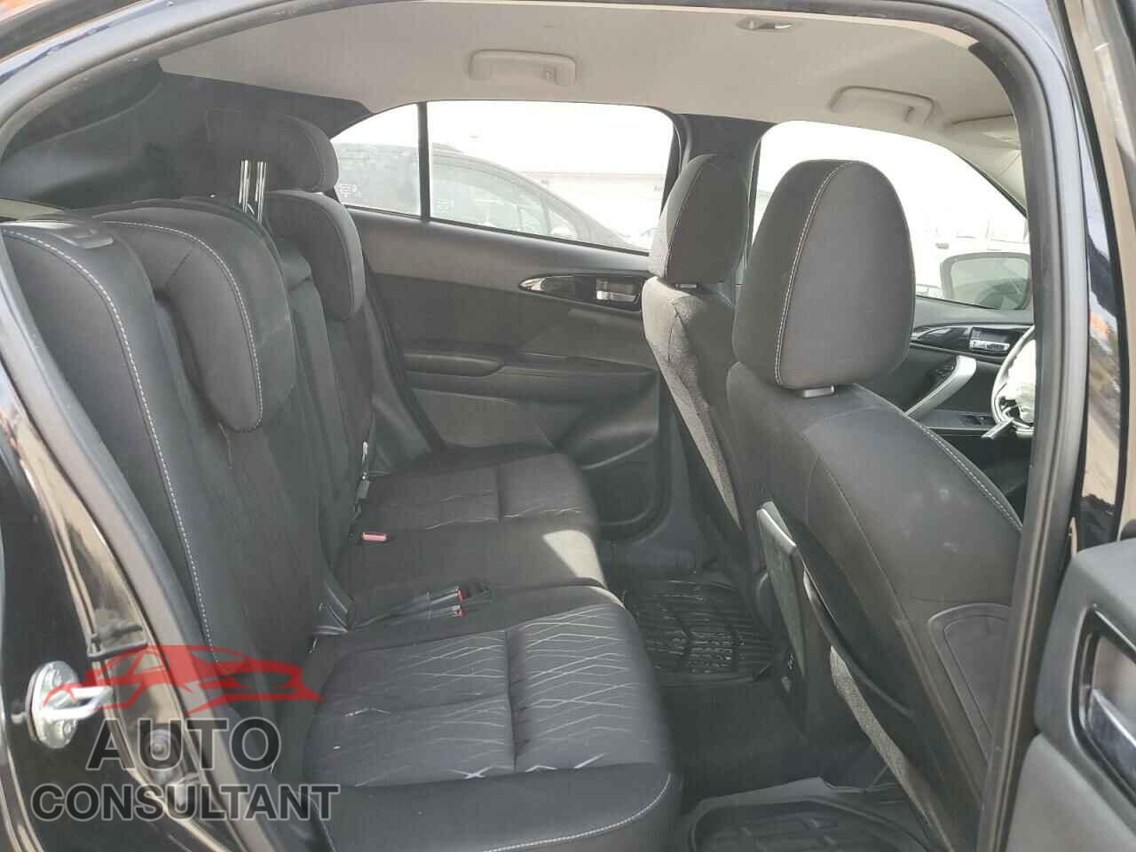 MITSUBISHI ECLIPSE 2018 - JA4AT5AA1JZ038134