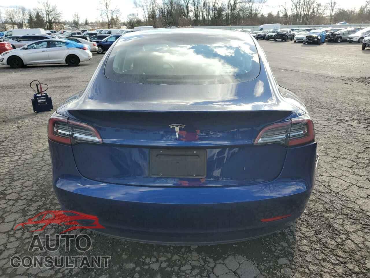 TESLA MODEL 3 2022 - 5YJ3E1EA4NF370141