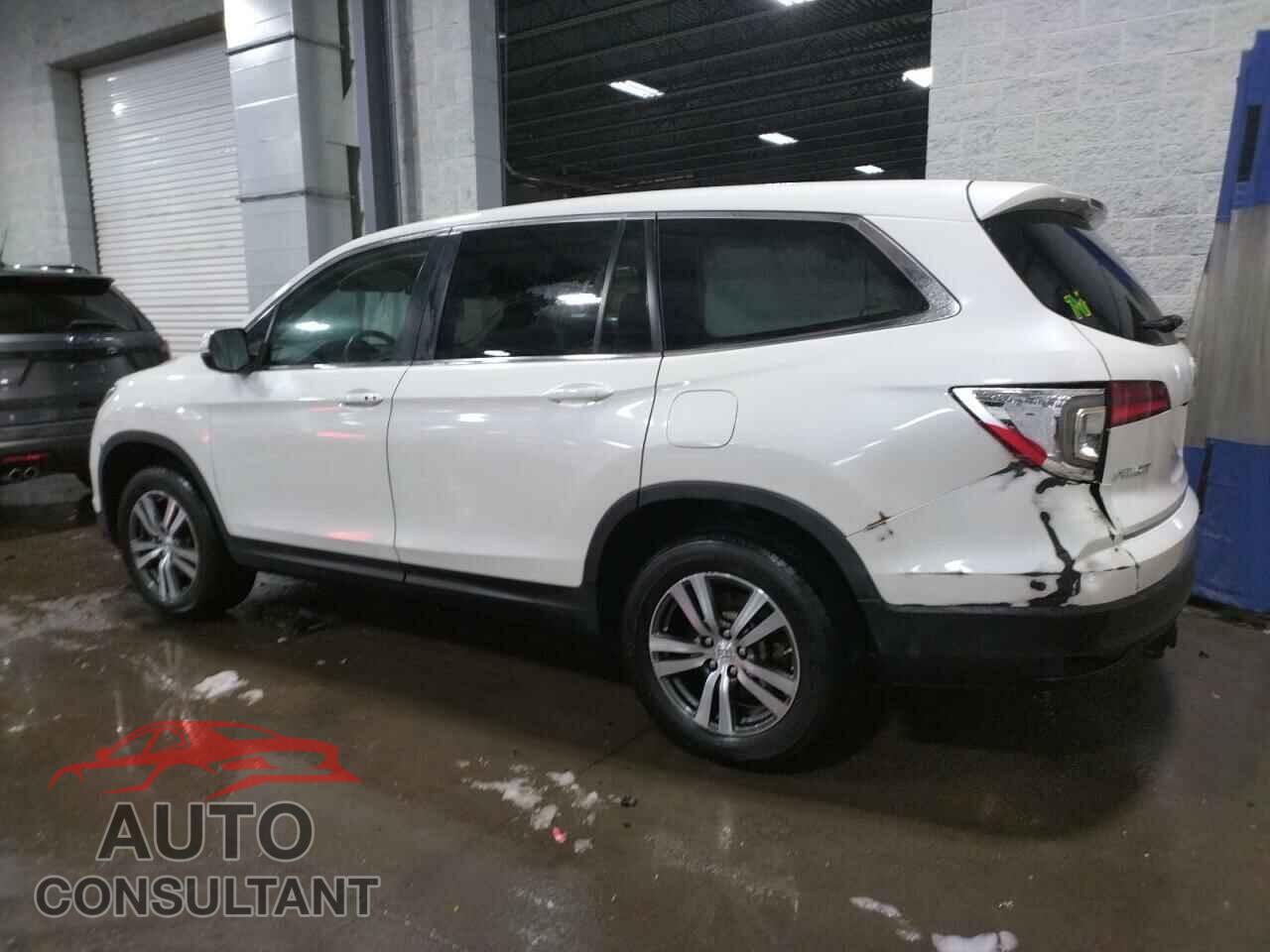HONDA PILOT 2017 - 5FNYF6H59HB035573