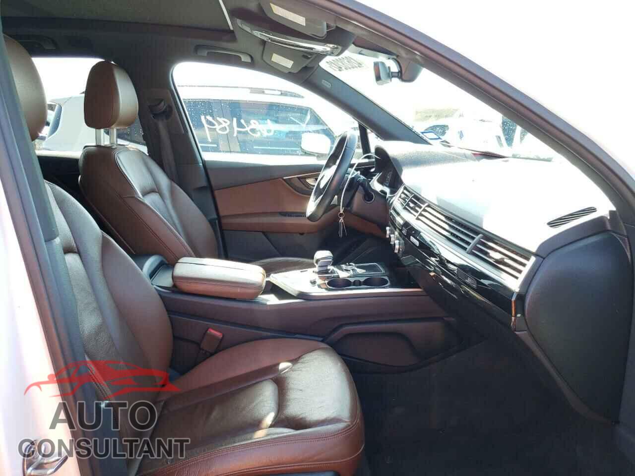 AUDI Q7 2017 - WA1LABF70HD051202