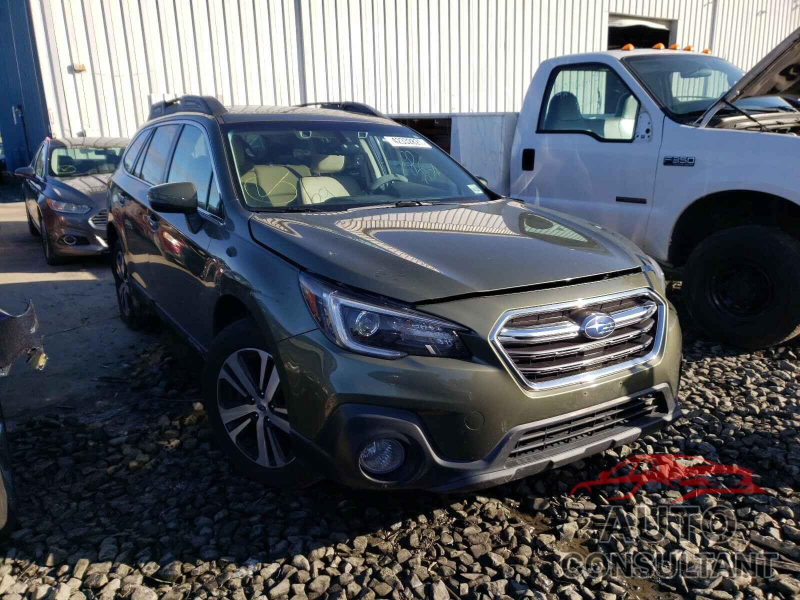 SUBARU OUTBACK 2018 - 4S4BSANC4J3215520