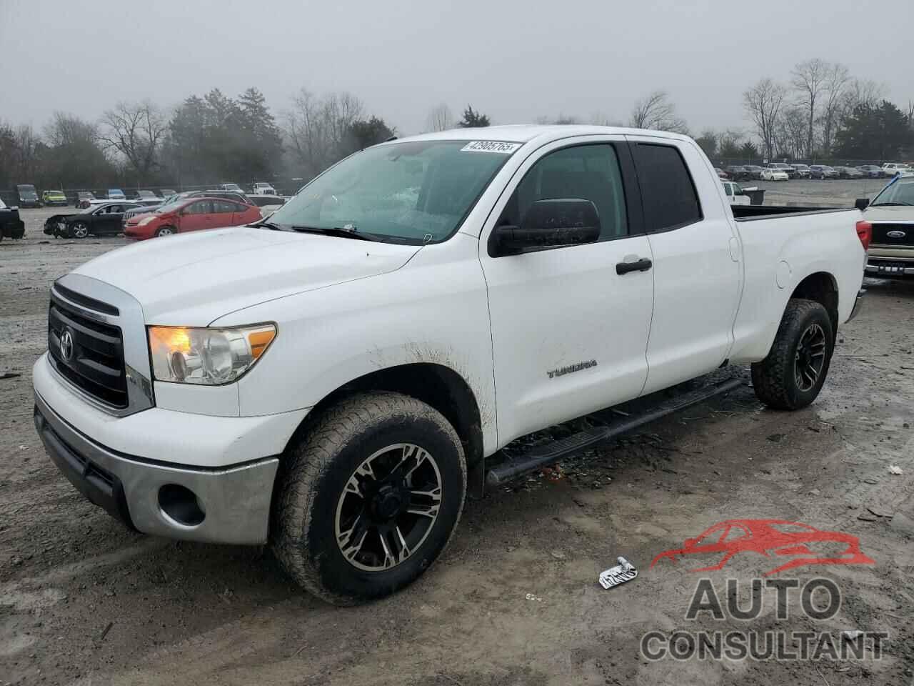 TOYOTA TUNDRA 2013 - 5TFUM5F10DX049845