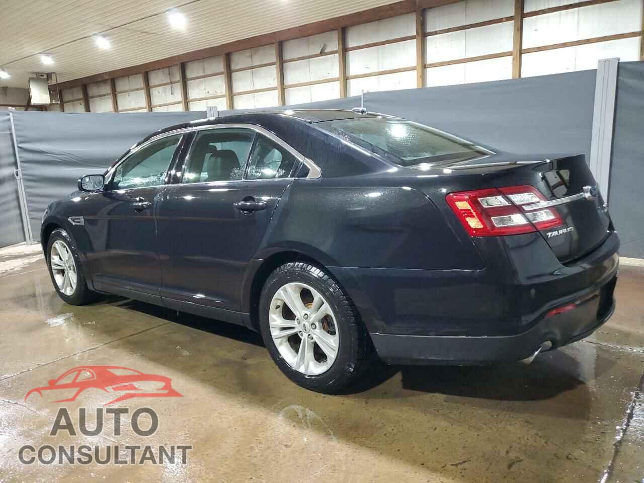 FORD TAURUS 2015 - 1FAHP2H88FG161965