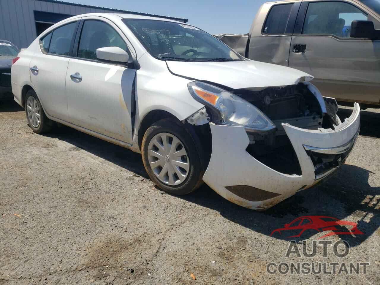 NISSAN VERSA 2018 - 3N1CN7AP5JL811626