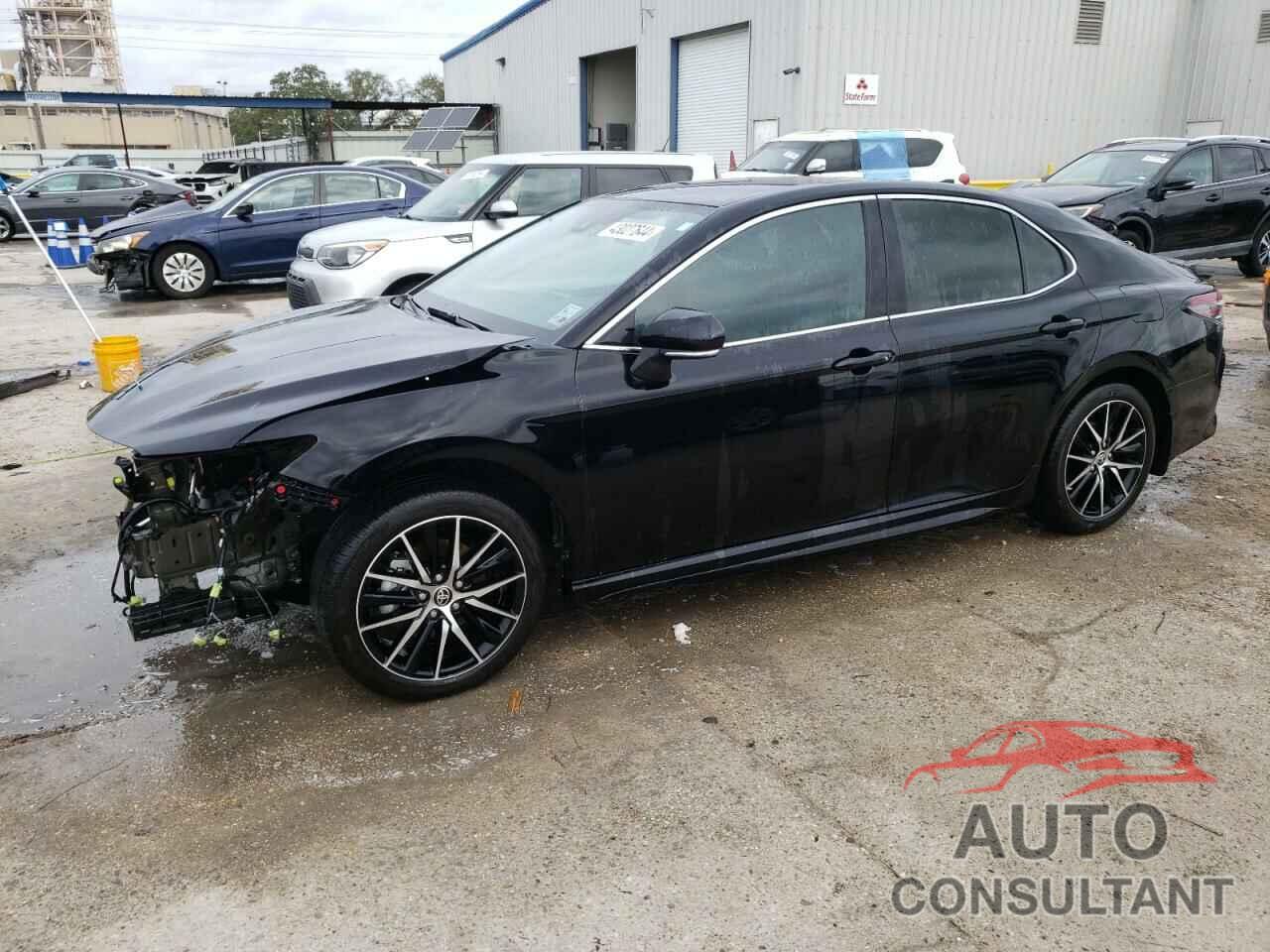 TOYOTA CAMRY 2023 - 4T1G11AK6PU754830