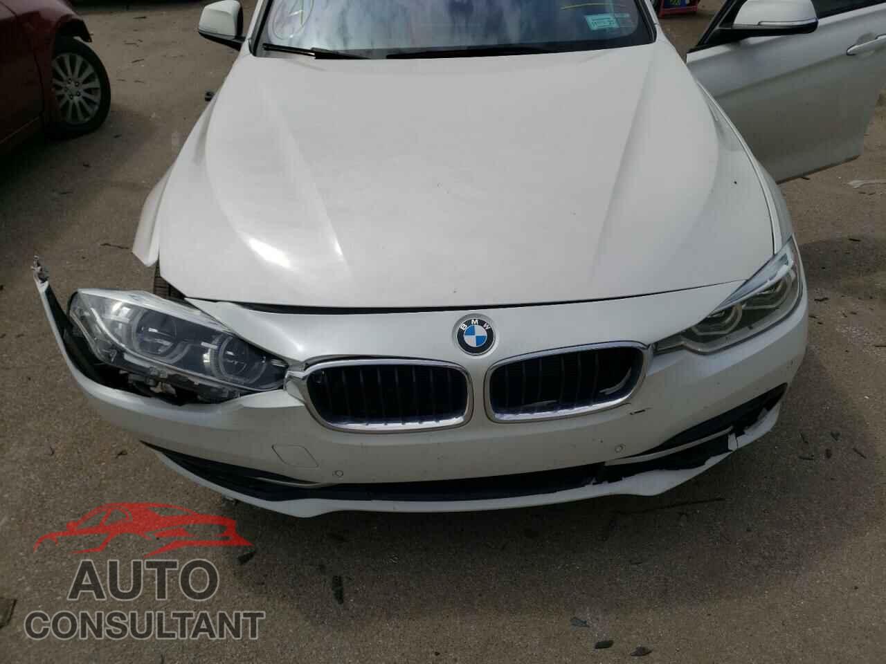 BMW 3 SERIES 2016 - WBA8E3G58GNU01894
