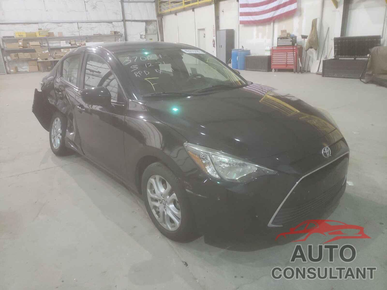 TOYOTA YARIS 2017 - 3MYDLBYV2HY162302