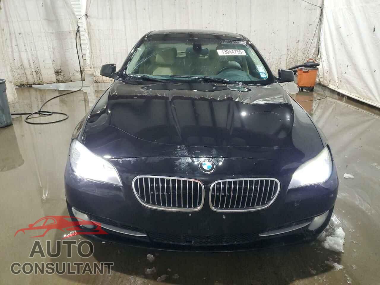 BMW 5 SERIES 2012 - WBAXG5C56CDW24863