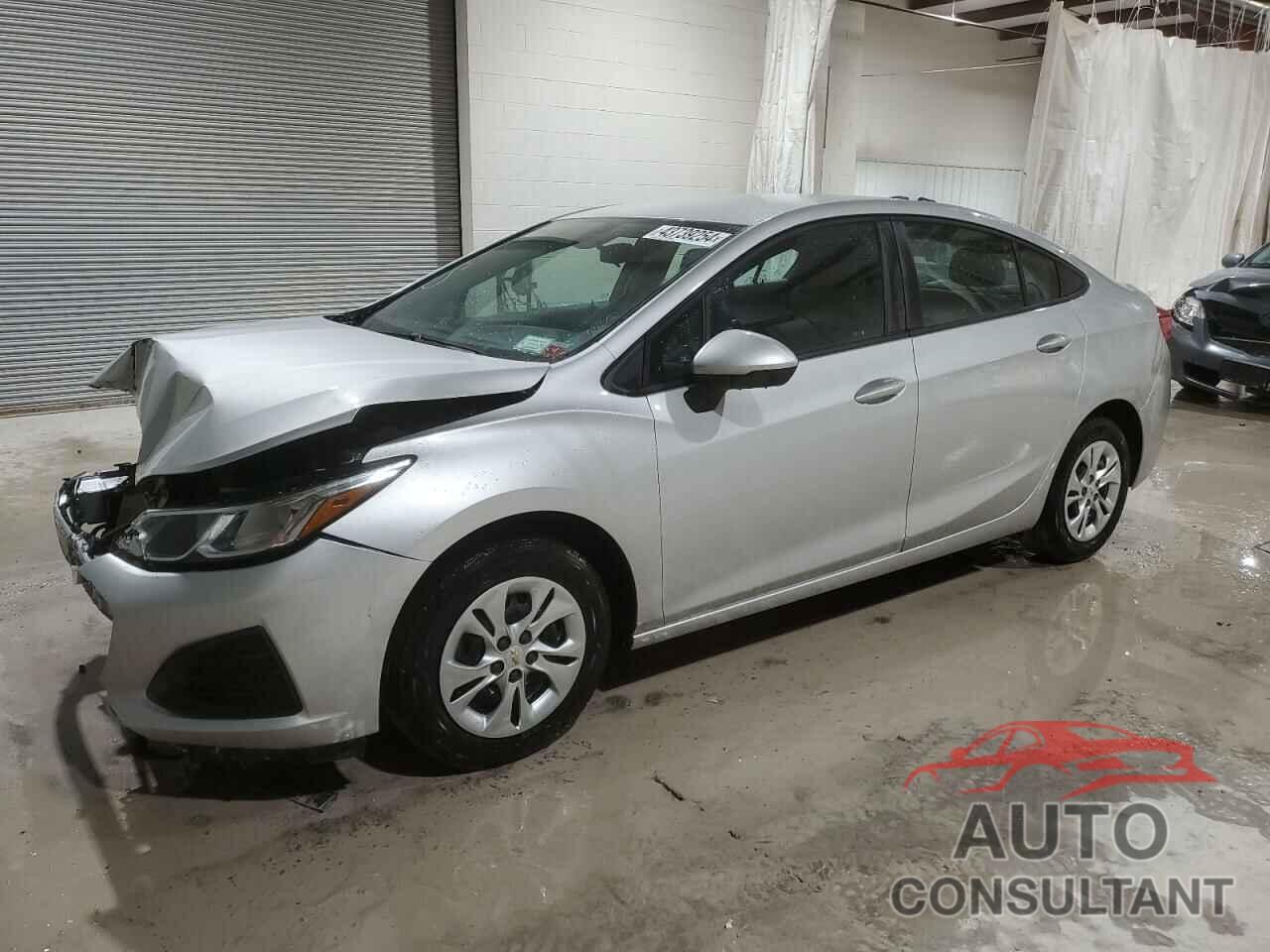 CHEVROLET CRUZE 2019 - 1G1BC5SM7K7150073