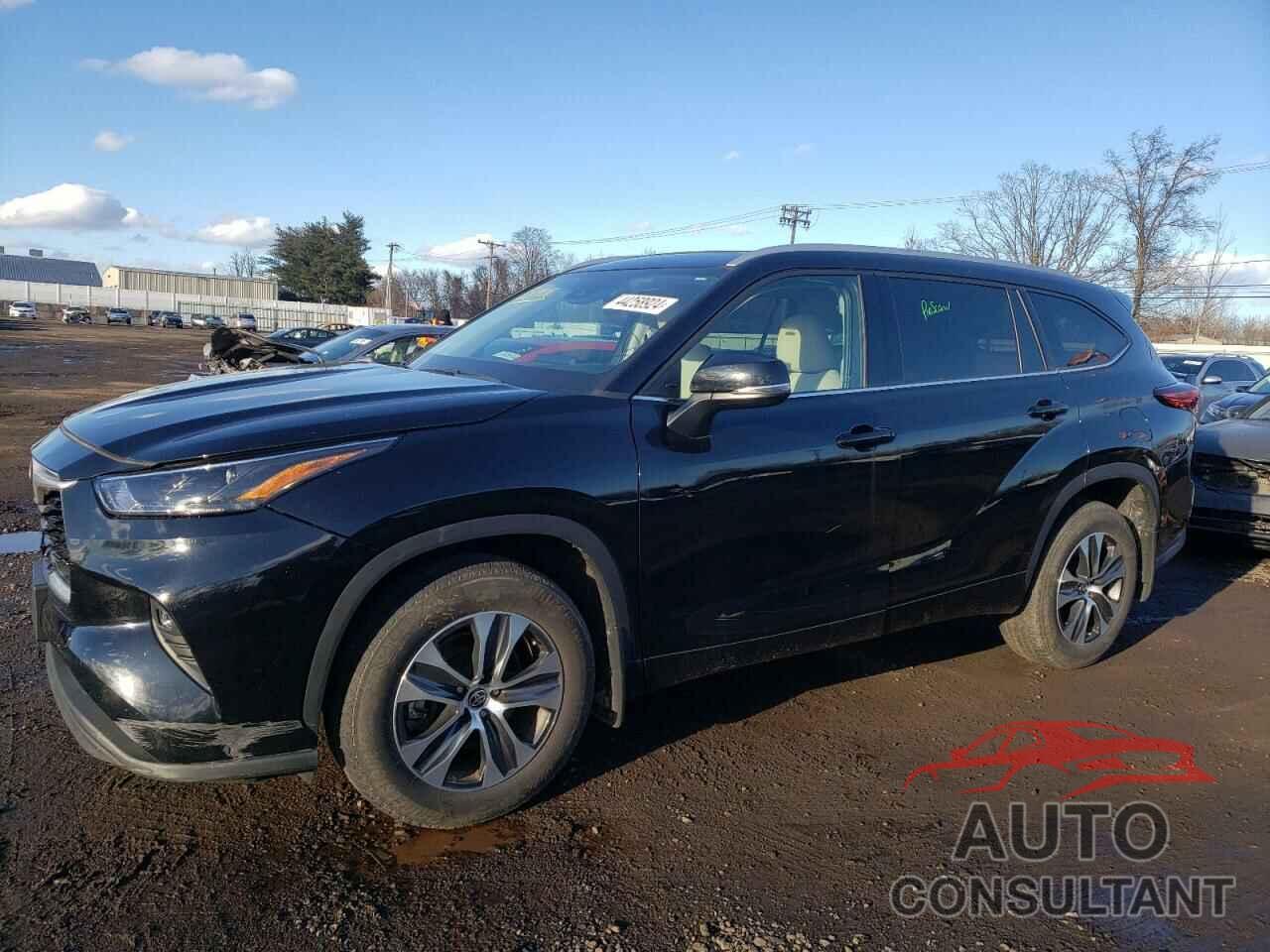 TOYOTA HIGHLANDER 2022 - 5TDGZRBH1NS188222