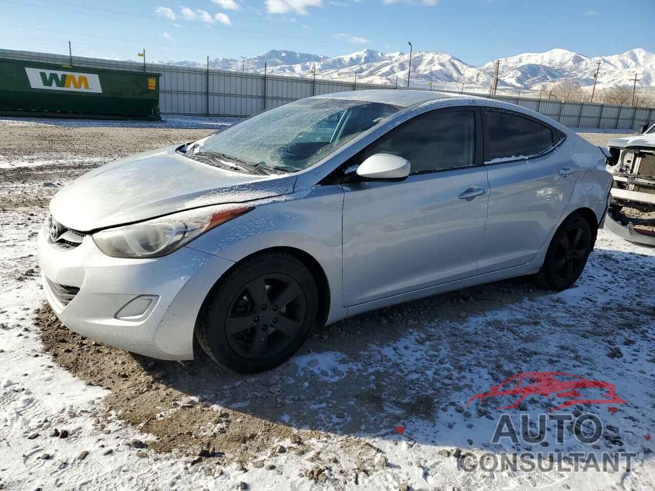 HYUNDAI ELANTRA 2013 - 5NPDH4AE7DH336118