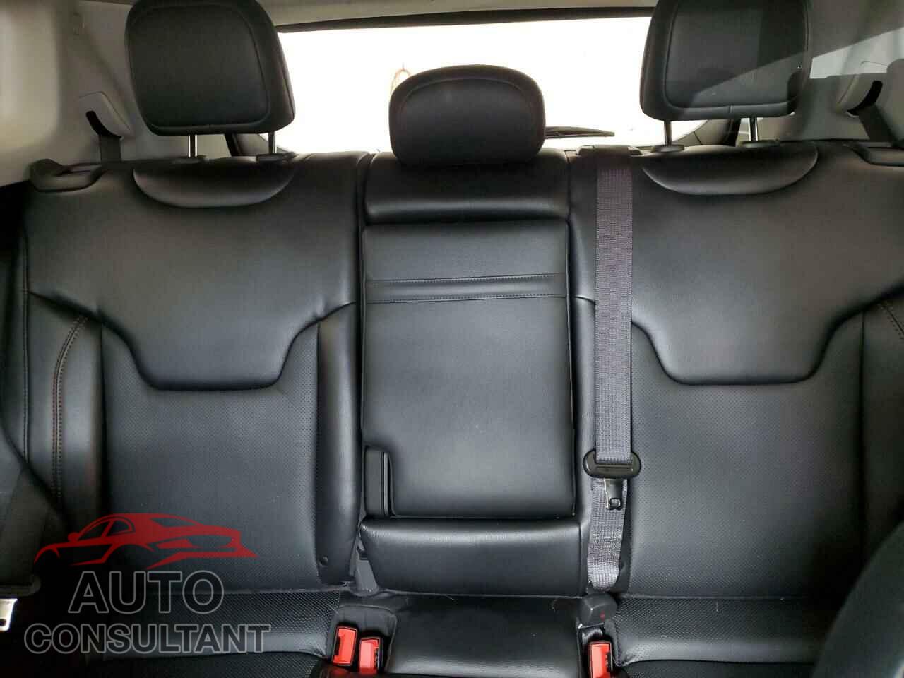 JEEP COMPASS 2019 - 3C4NJDCB7KT842685