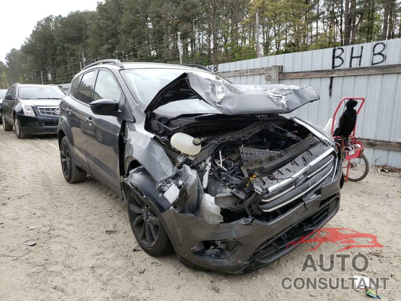 FORD ESCAPE 2017 - 1FMCU0GD8HUE65832