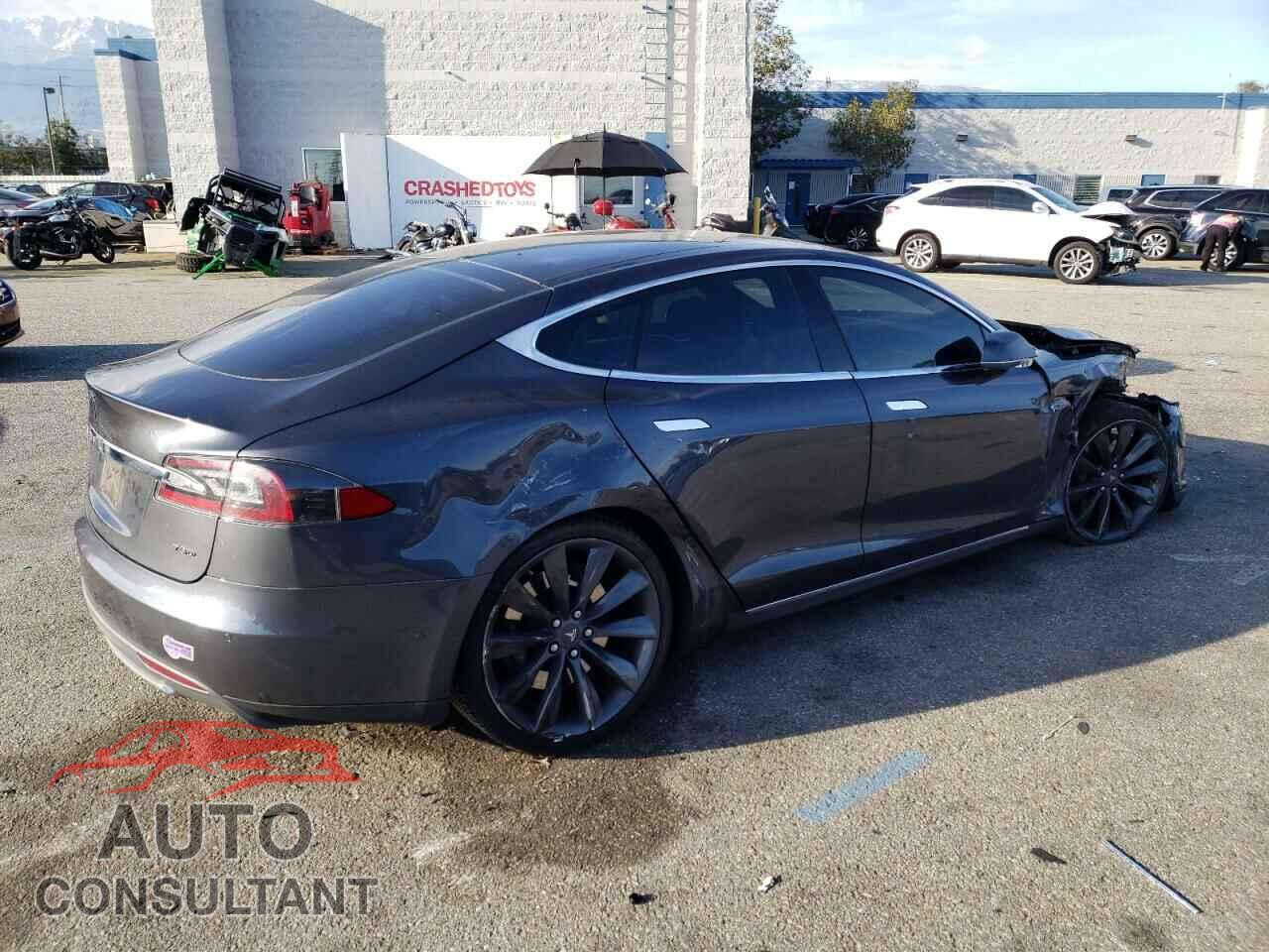 TESLA MODEL S 2015 - 5YJSA1S22FF084780