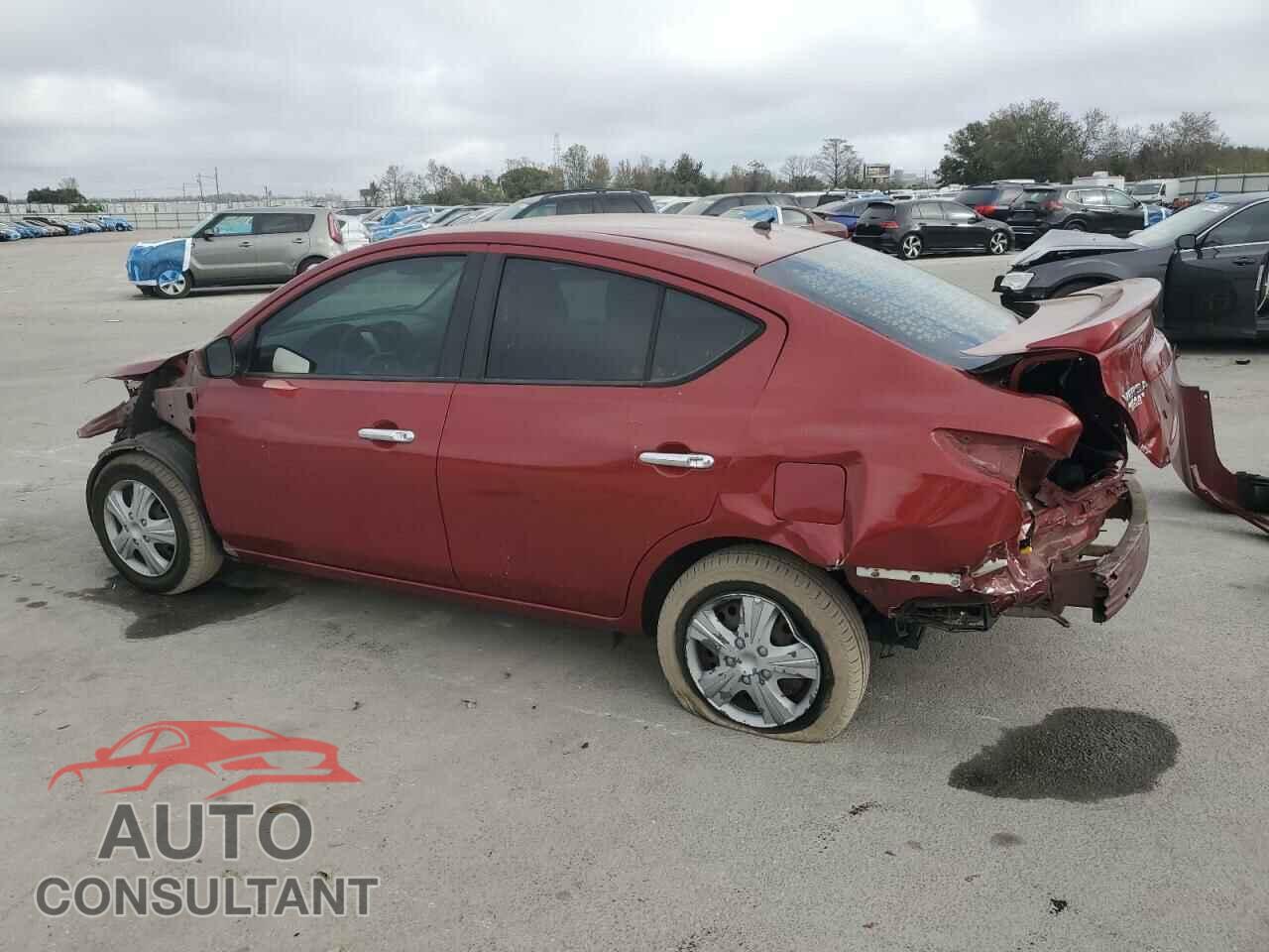 NISSAN VERSA 2018 - 3N1CN7AP4JK410364