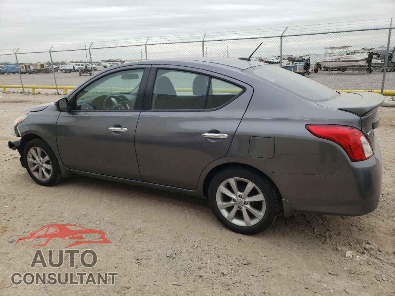NISSAN VERSA 2017 - 3N1CN7APXHL886283