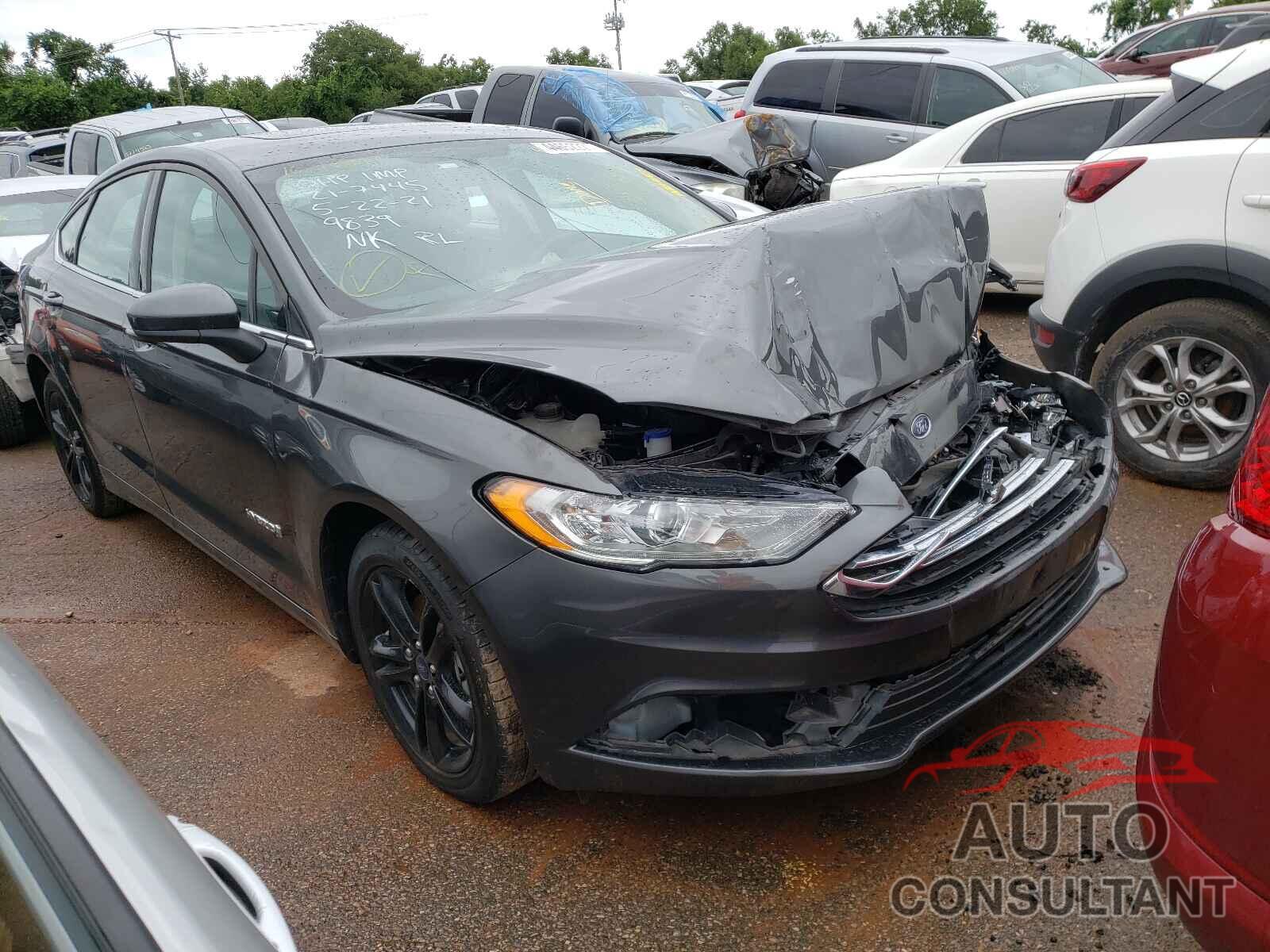 FORD FUSION 2018 - 3FA6P0LU8JR169839