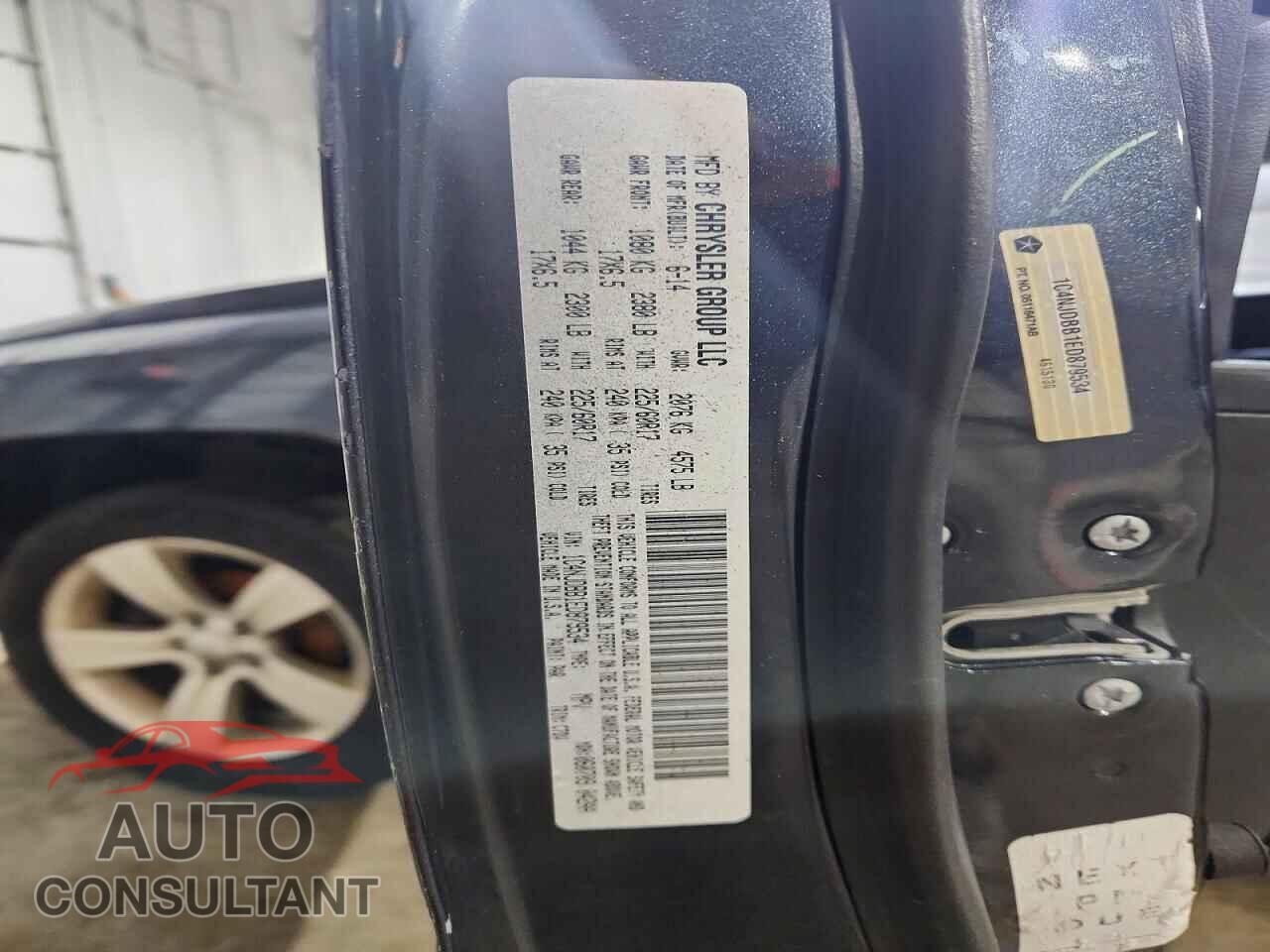 JEEP COMPASS 2014 - 1C4NJDBB1ED879534