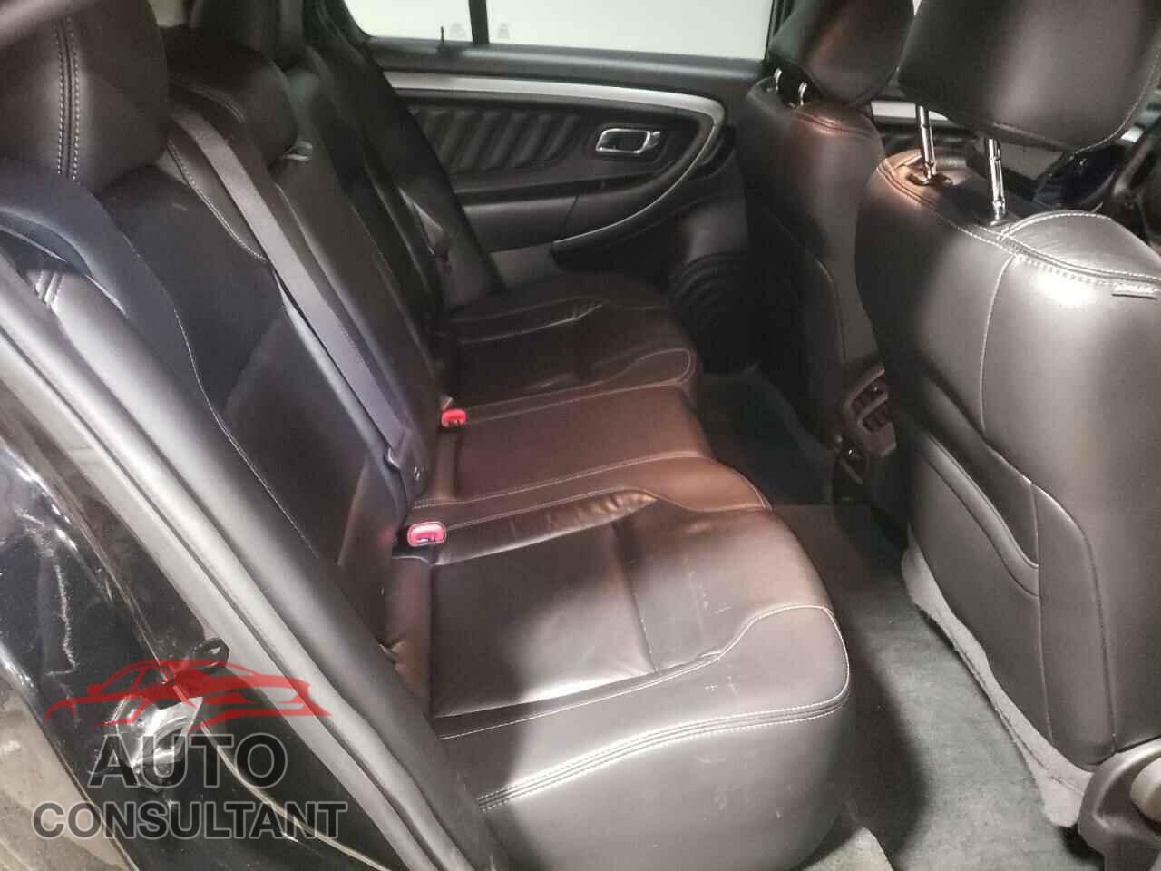 FORD TAURUS 2017 - 1FAHP2E80HG122097