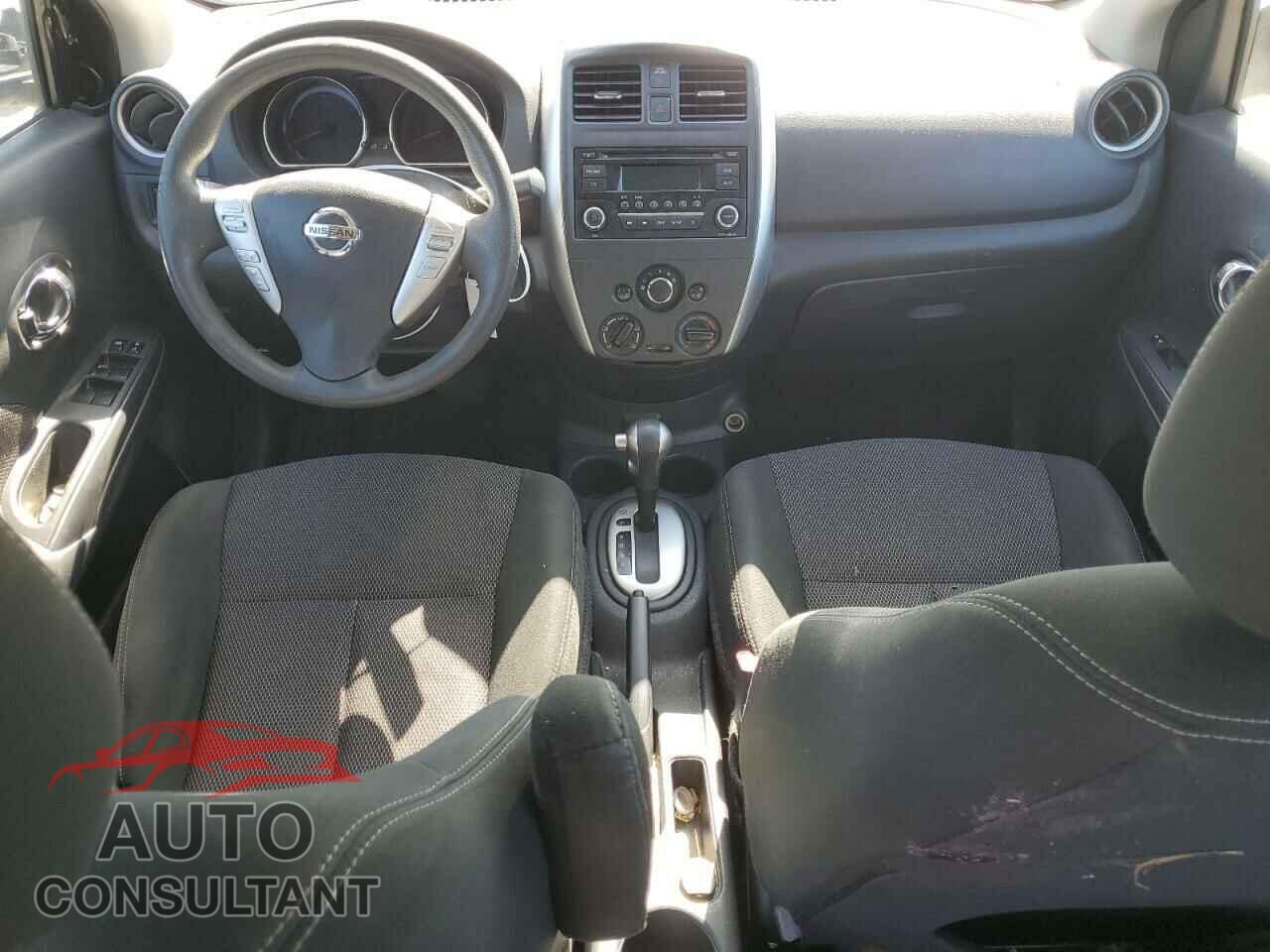 NISSAN VERSA 2017 - 3N1CN7AP3HL840598