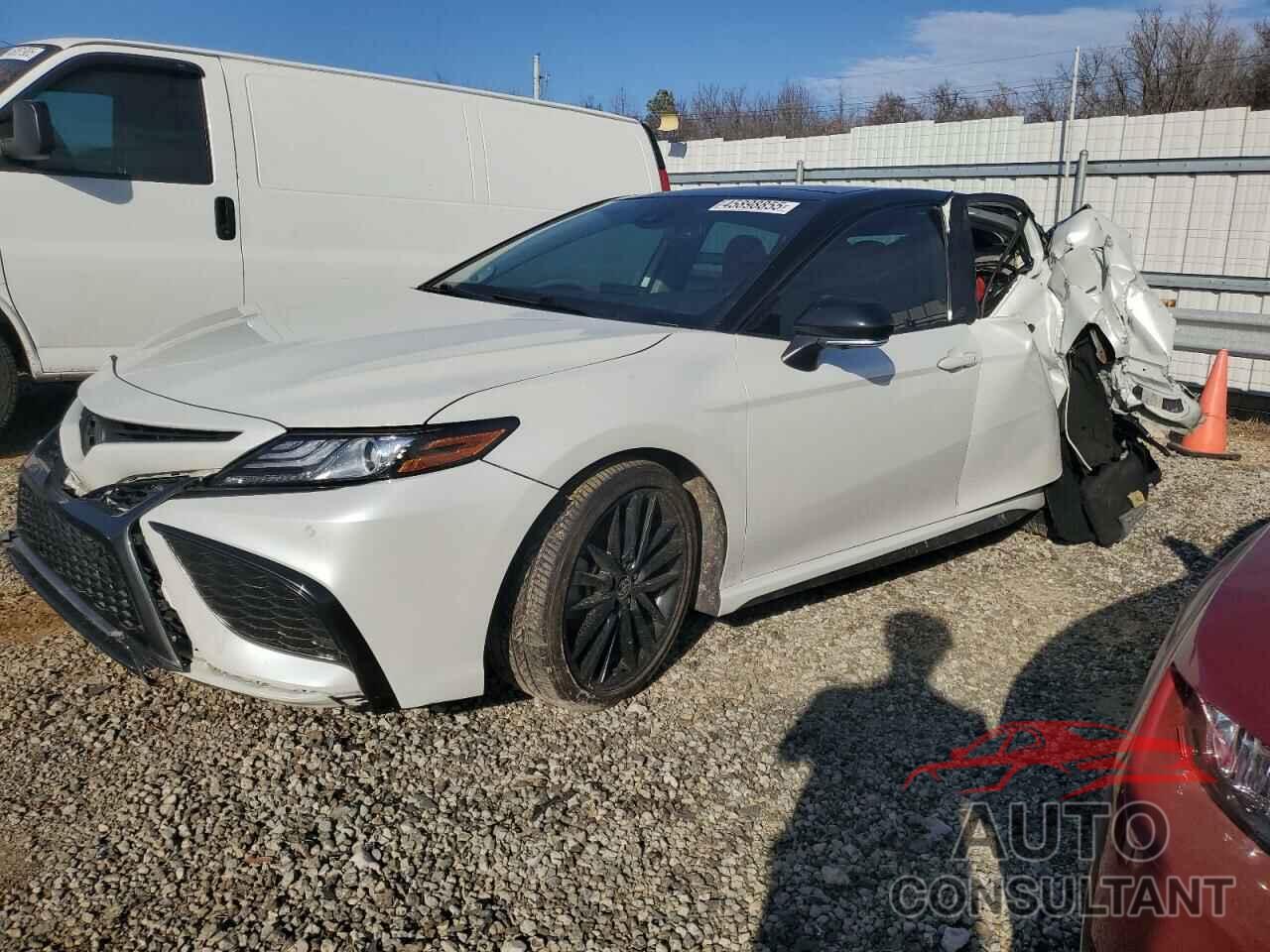 TOYOTA CAMRY 2022 - 4T1KZ1AK6NU061126